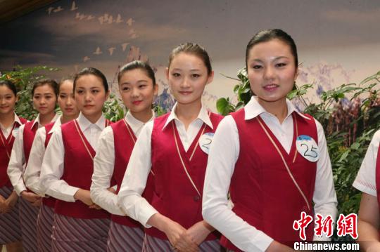 �Ϻ��½��г�114�ˡ�ͻ����ԇ�b��̭�ʳ�9��