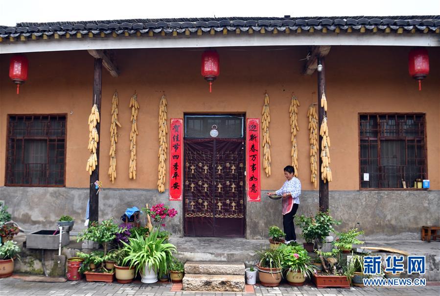 �����Aȫý�^�l�������҂���С������D�Ļ��ӣ���4����ɽ��̎�С��¼ҡ�������eɽ���L���F(xi��n)���桰����ɽ�ӈD��